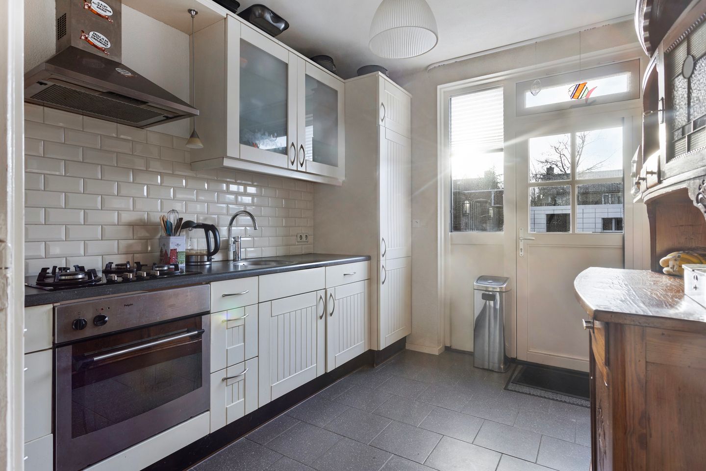 Foto 10 van Tolstraat 12