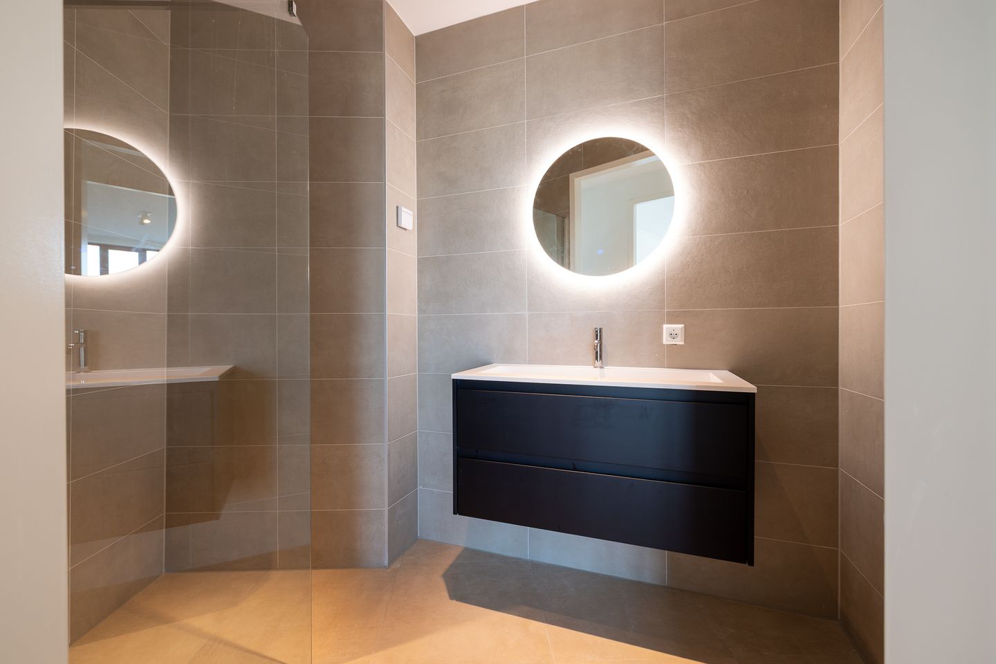 Photo 14 of Bergweg 118-A