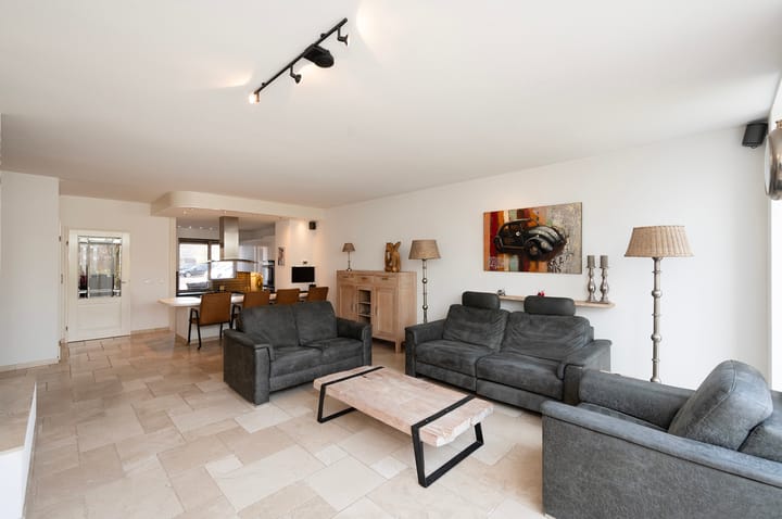 Foto 11 van van Beethovenlaan 18