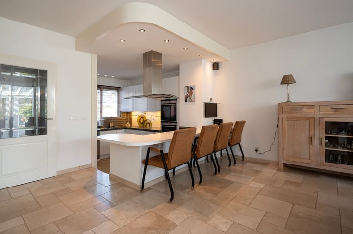 Foto 14 van van Beethovenlaan 18