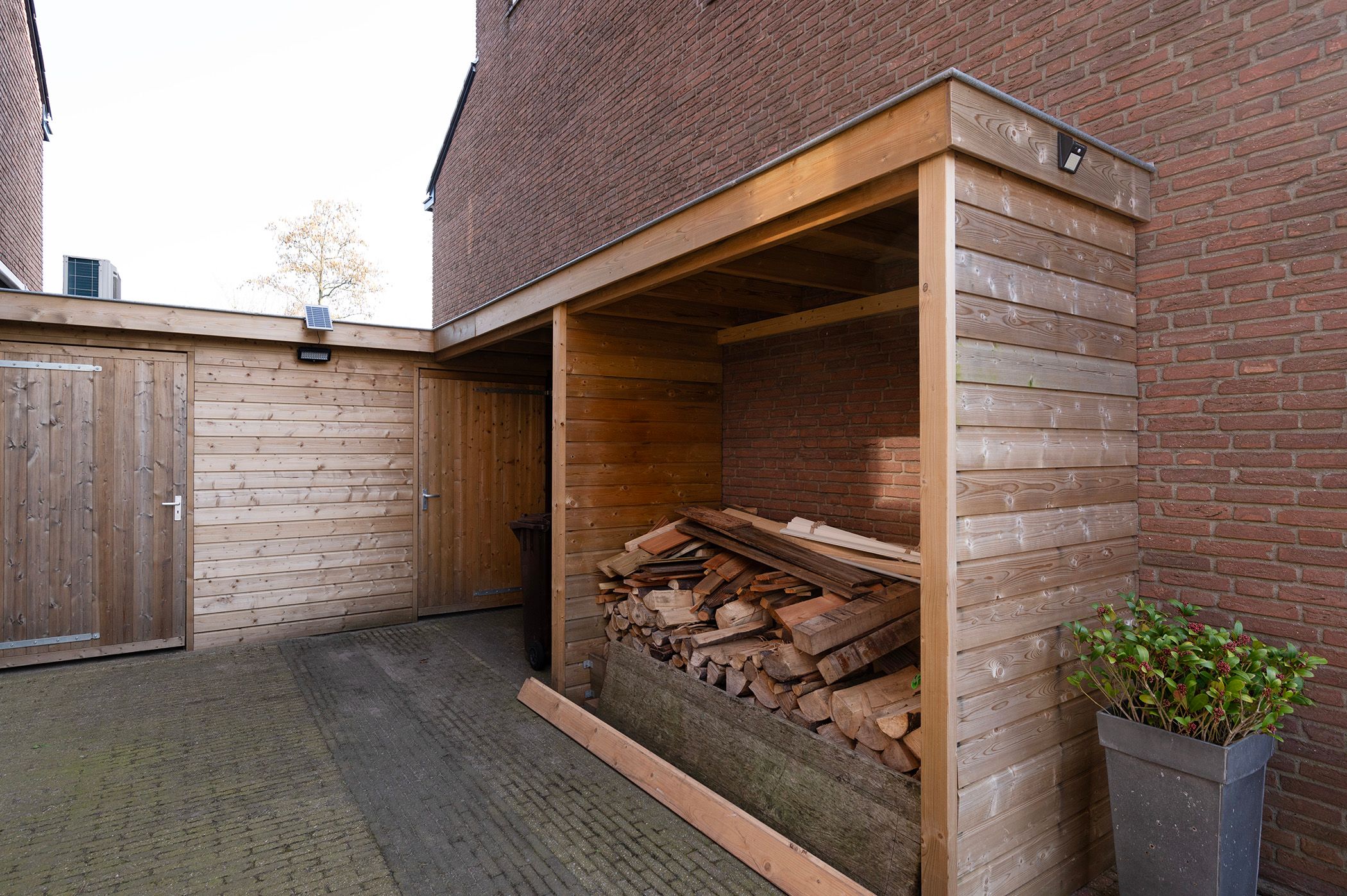 Foto 27 van van Beethovenlaan 18