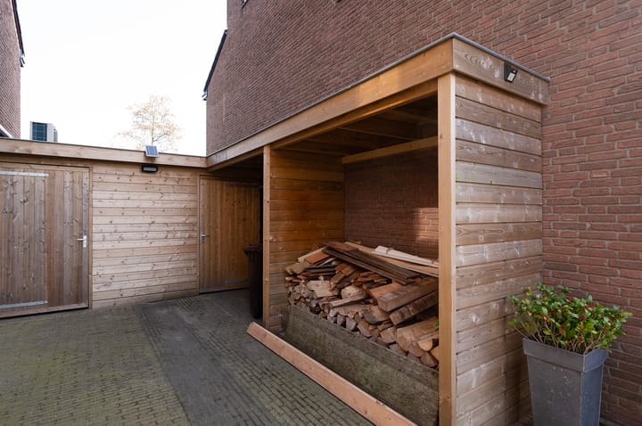 Foto 27 van van Beethovenlaan 18