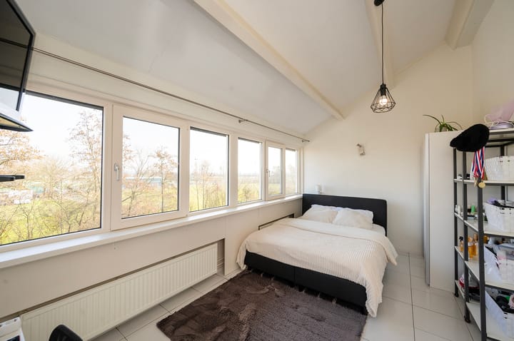 Foto 40 van van Beethovenlaan 18