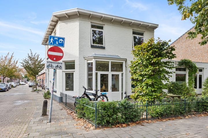 Foto 2 van Koninginnelaan 117