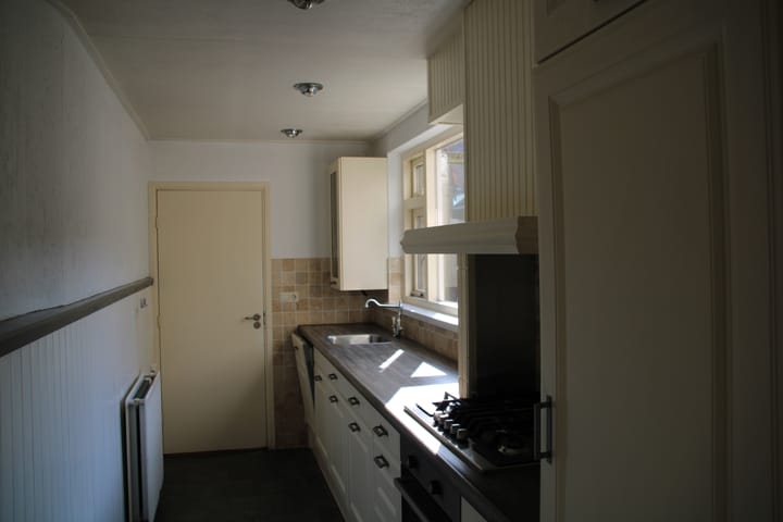 Photo 16 of M A de Ruyterstraat 4