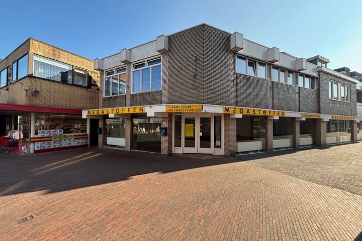 Grotestraat 28-30, Rijssen