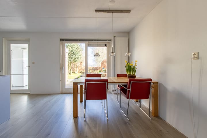 Foto 13 van Dotterbloem 57