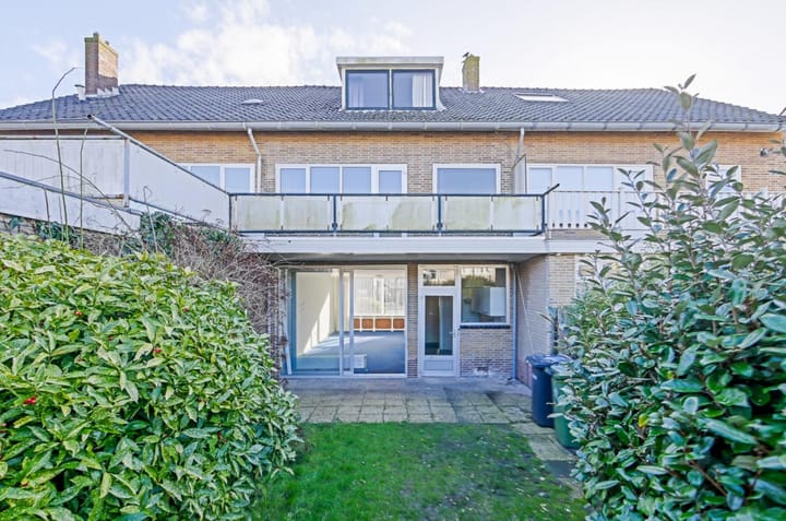 Photo 3 of Middenweg 95