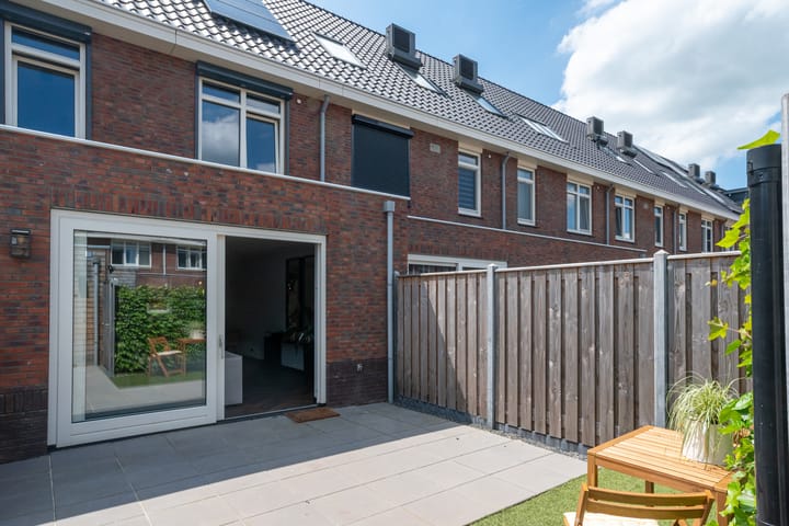 Foto 18 van Suzanna van Oostdijkstraat 8