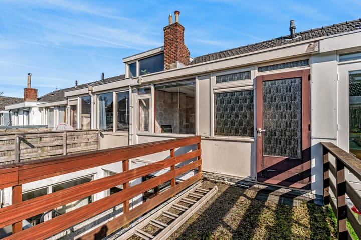 Foto 25 van De Genestetstraat 17