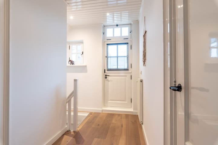 Foto 22 van Middenstraat 53