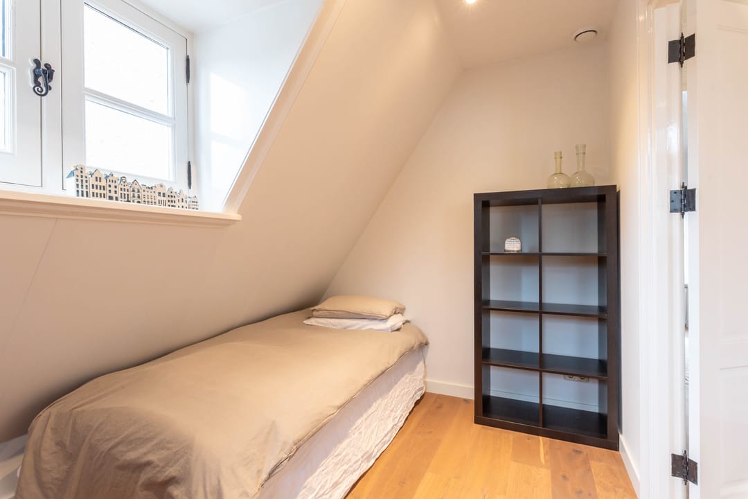 Foto 23 van Middenstraat 53