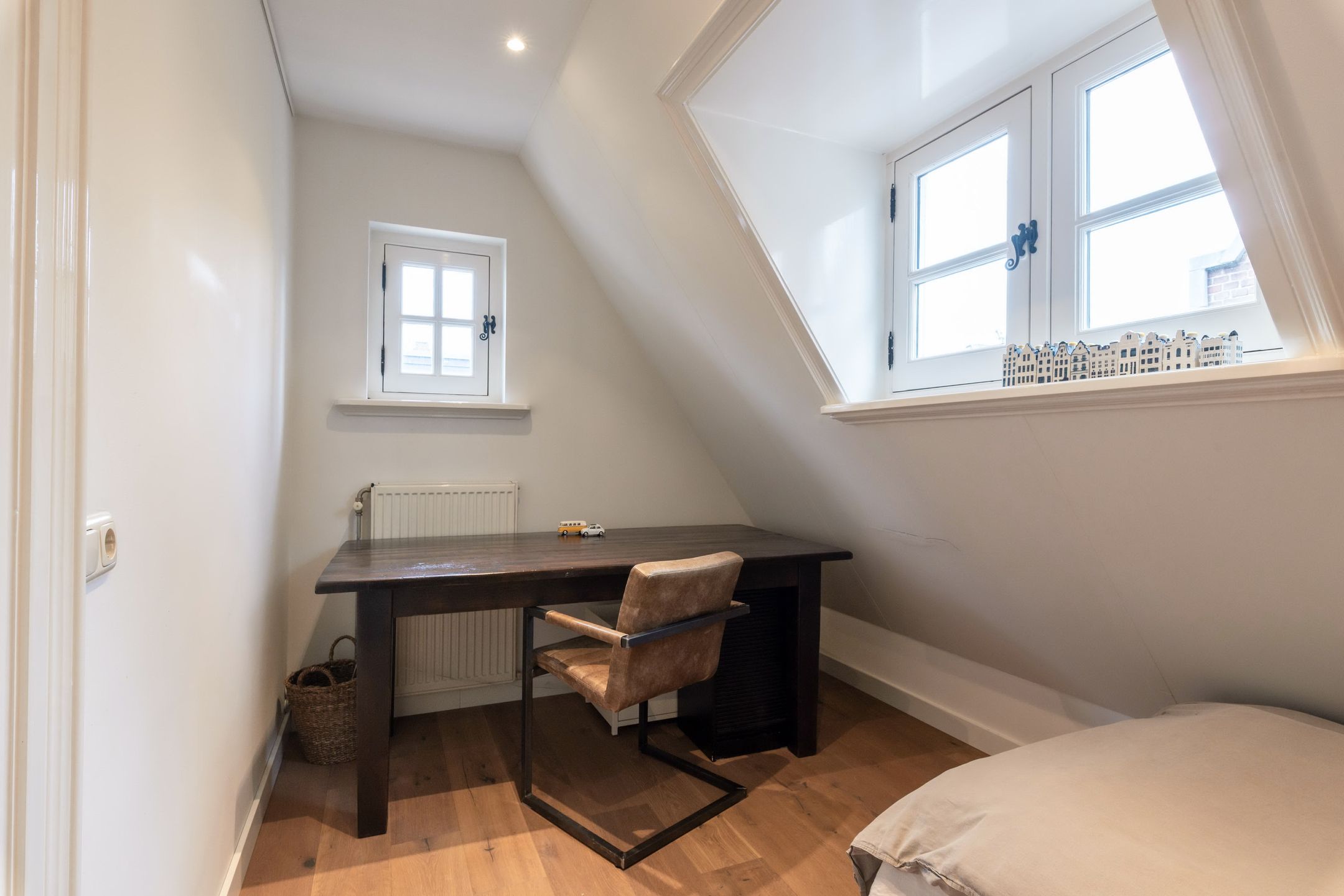 Foto 24 van Middenstraat 53