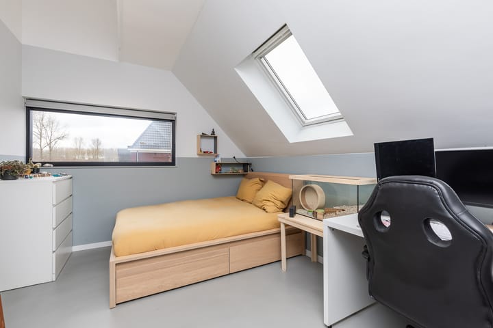 Photo 64 of Marie Curiestraat 38