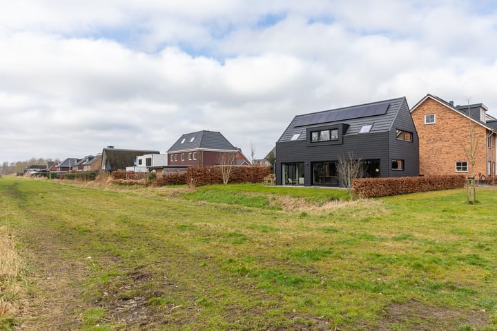 Photo 77 of Marie Curiestraat 38