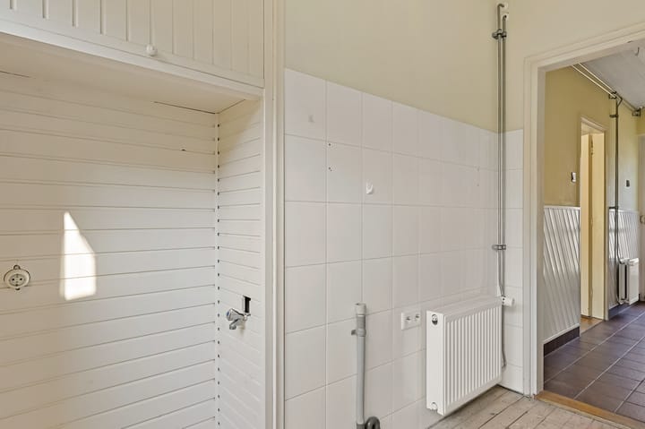 Foto 13 van De Genestetstraat 3