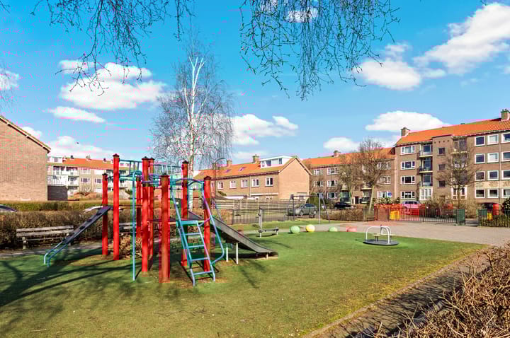 Foto 31 van De Genestetstraat 3