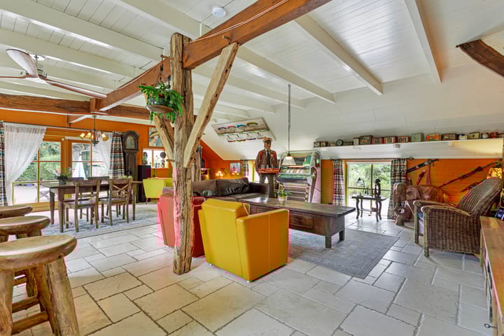 Photo 13 of Westeinde 110