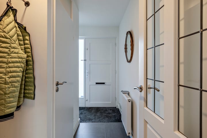 Foto 8 van Den Haas 79