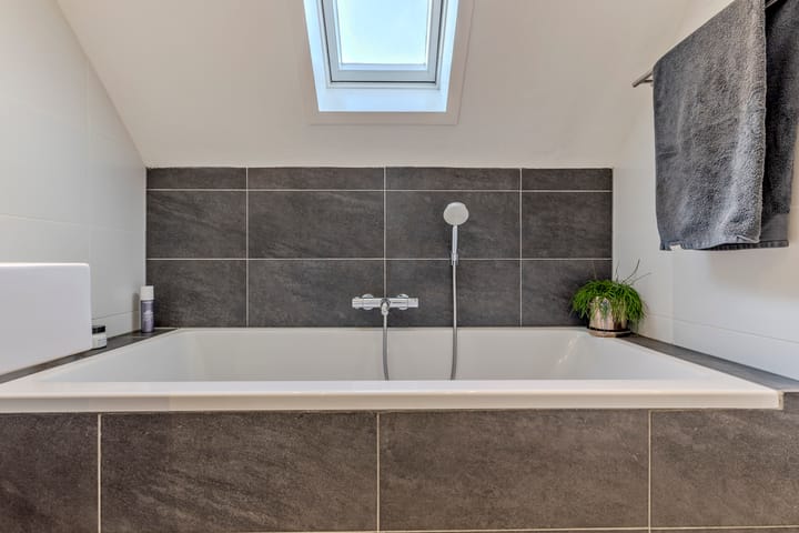 Foto 33 van Den Haas 79