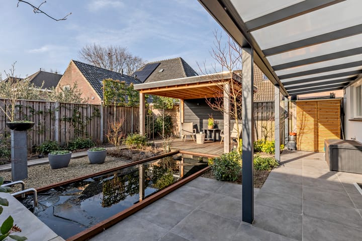 Foto 37 van Den Haas 79