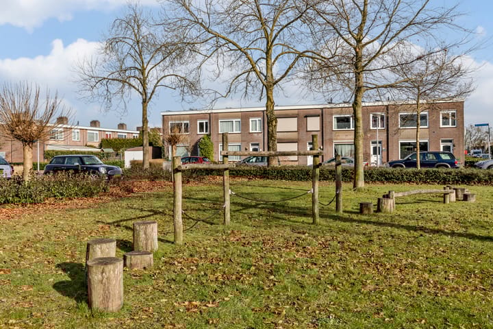 Foto 45 van Den Haas 79