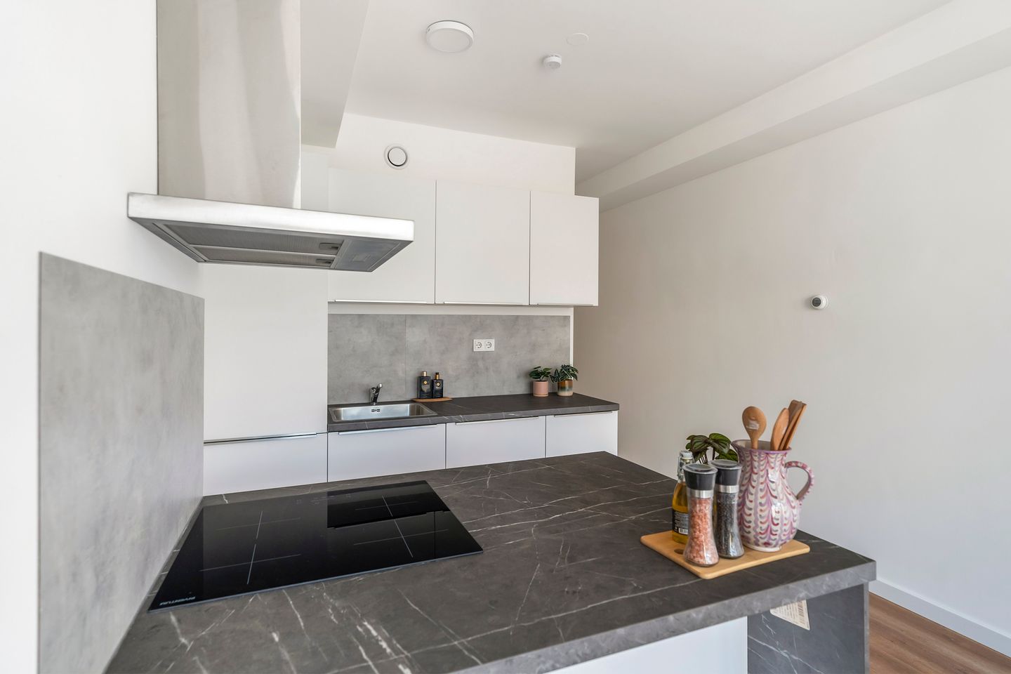 Foto 10 van Joris van der Haagenstraat 5-C