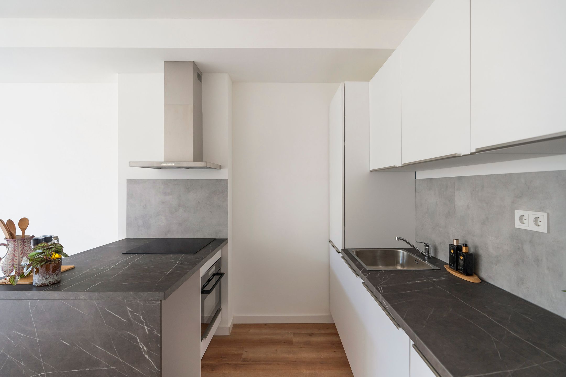 Foto 12 van Joris van der Haagenstraat 5-C