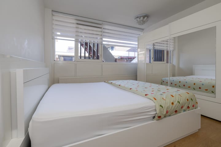 Foto 11 van Wetering 82