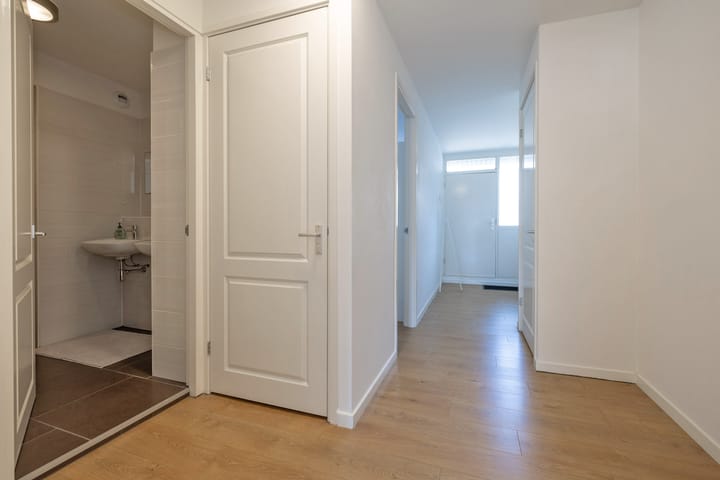 Foto 17 van Wetering 82