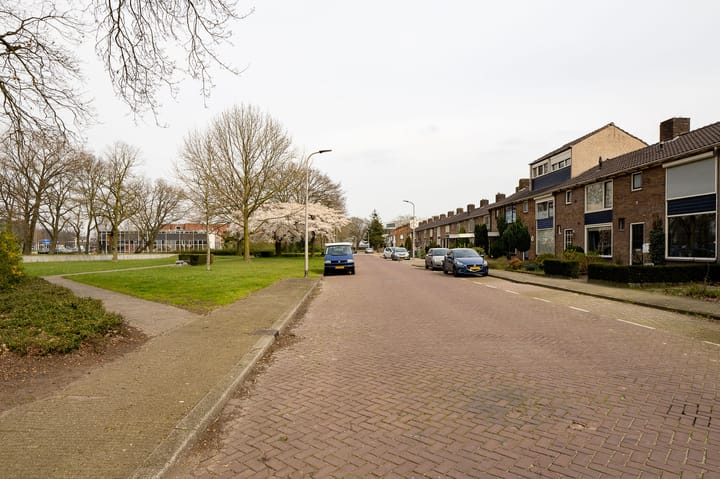 Foto 6 van Bruggenmorsweg 93