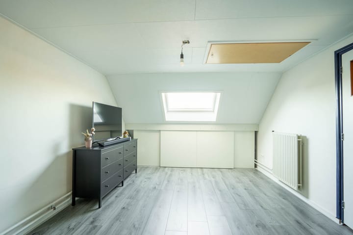 Foto 29 van Korenbloemstraat 14