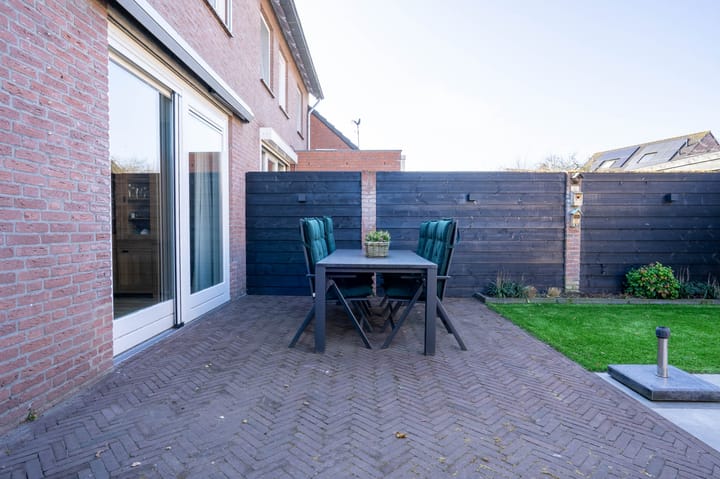 Foto 33 van Korenbloemstraat 14