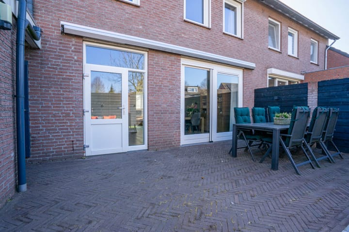 Foto 34 van Korenbloemstraat 14