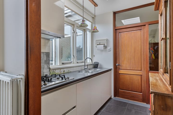 Foto 22 van Bijdorpstraat 35