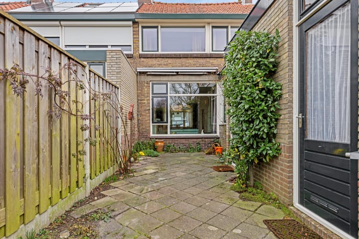 Foto 26 van Bijdorpstraat 35