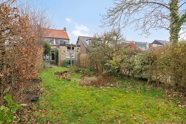 Foto 27 van Bijdorpstraat 35