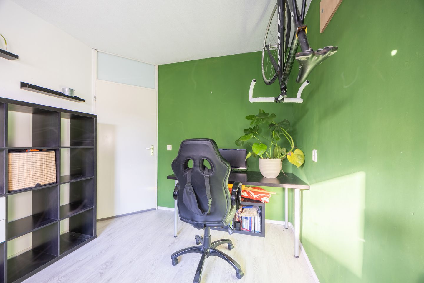 Foto 35 van Willemsweg 210