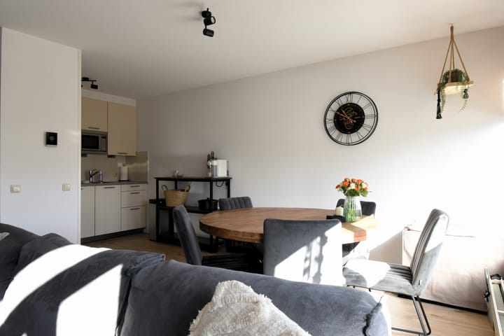 Foto 9 van Maanstraat 14-C