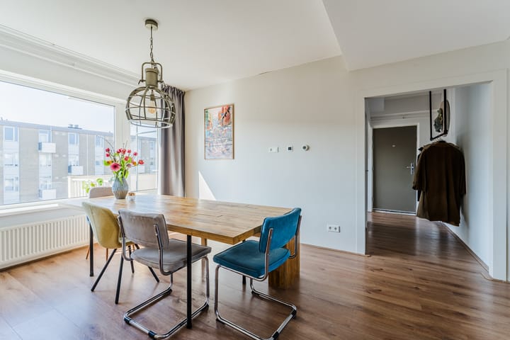 Photo 13 of Adenauerlaan 95