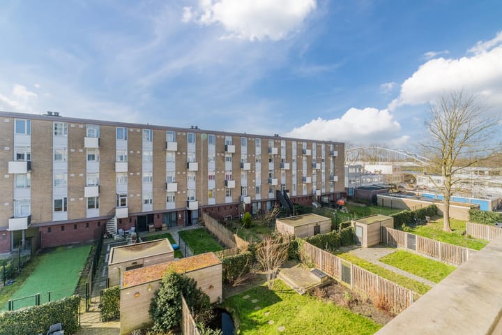 Photo 19 of Adenauerlaan 95