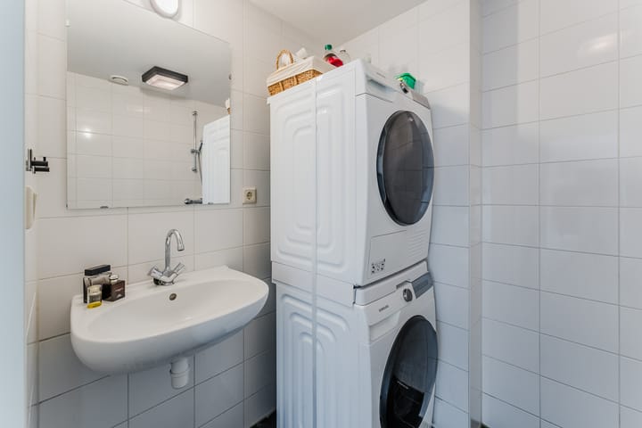 Photo 32 of Adenauerlaan 95