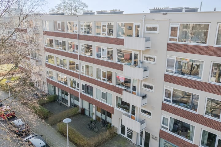 Photo 43 of Adenauerlaan 95