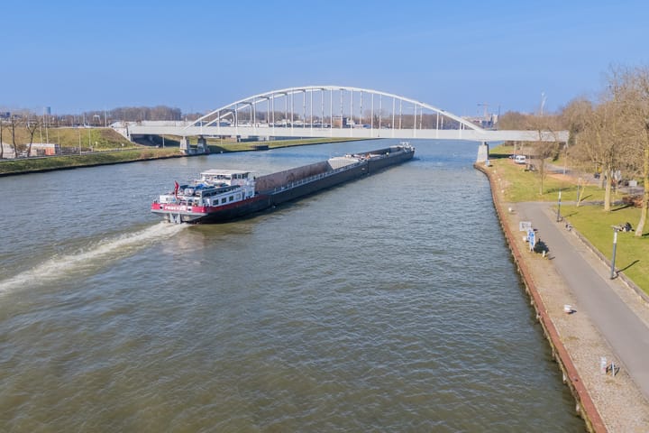 Photo 57 of Adenauerlaan 95