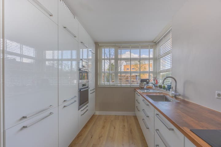 Foto 9 van Nassau Dwarsstraat 35