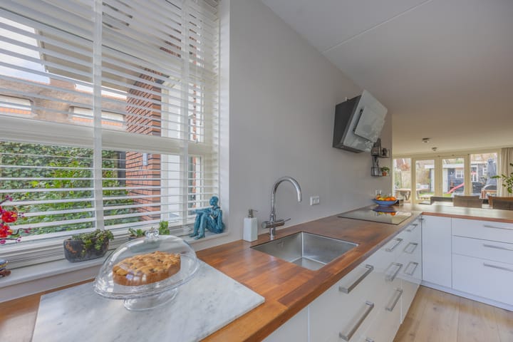 Foto 10 van Nassau Dwarsstraat 35