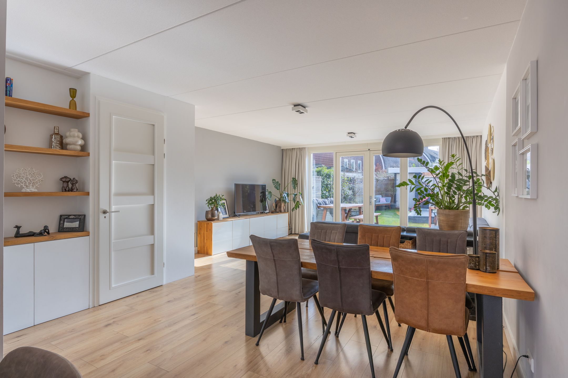 Foto 12 van Nassau Dwarsstraat 35