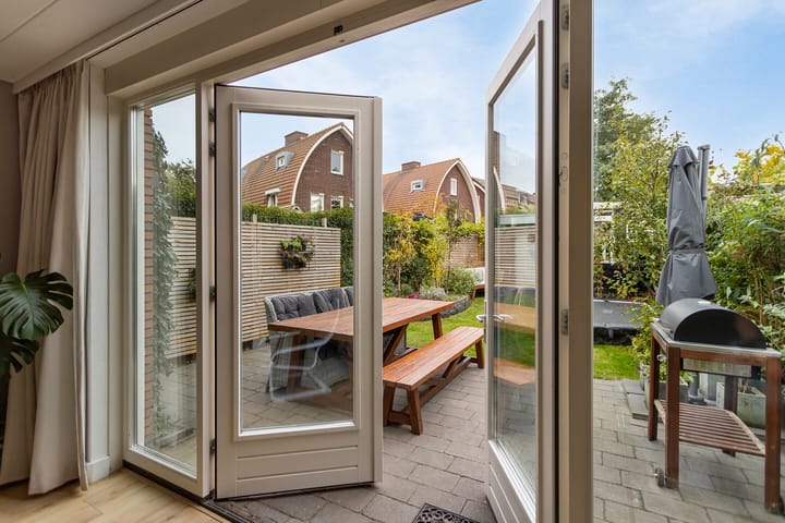 Foto 30 van Nassau Dwarsstraat 35