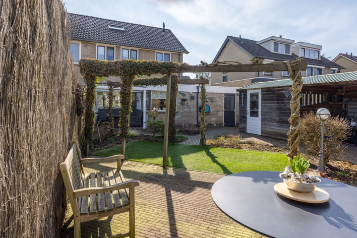 Foto 42 van Gerbrand Adriaanszoon Brederodestraat 29