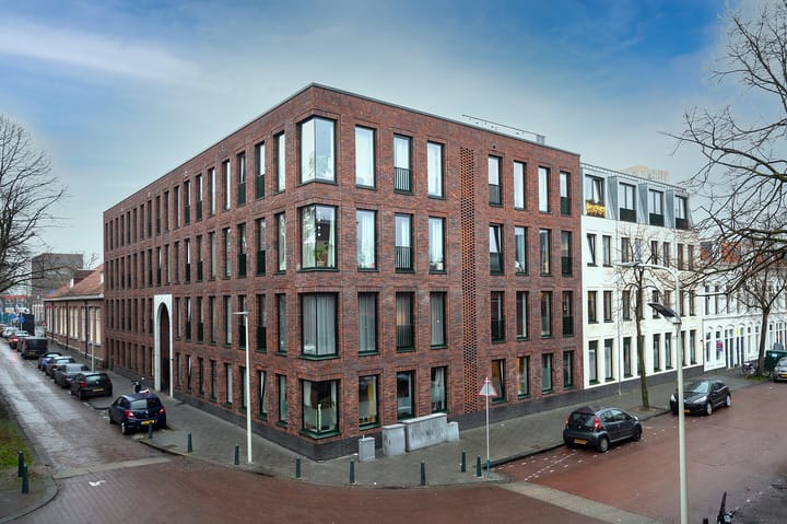 Photo 2 of 's-Gravenzandelaan 171-J